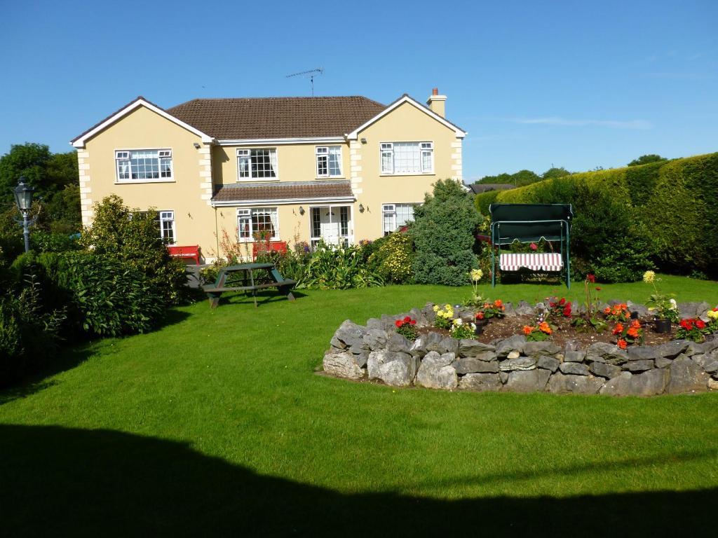 Riverwalk House B&B Oughterard Kültér fotó